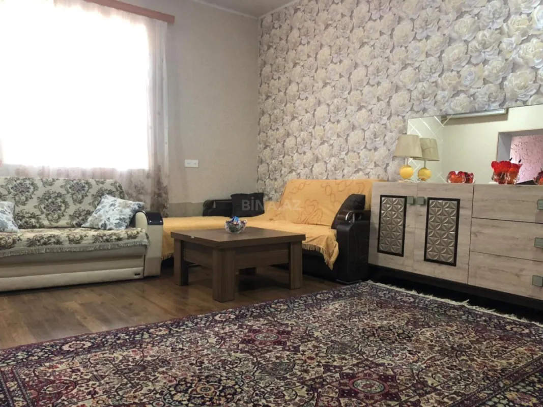 Satılır 1 otaqlı mənzil 60 m²