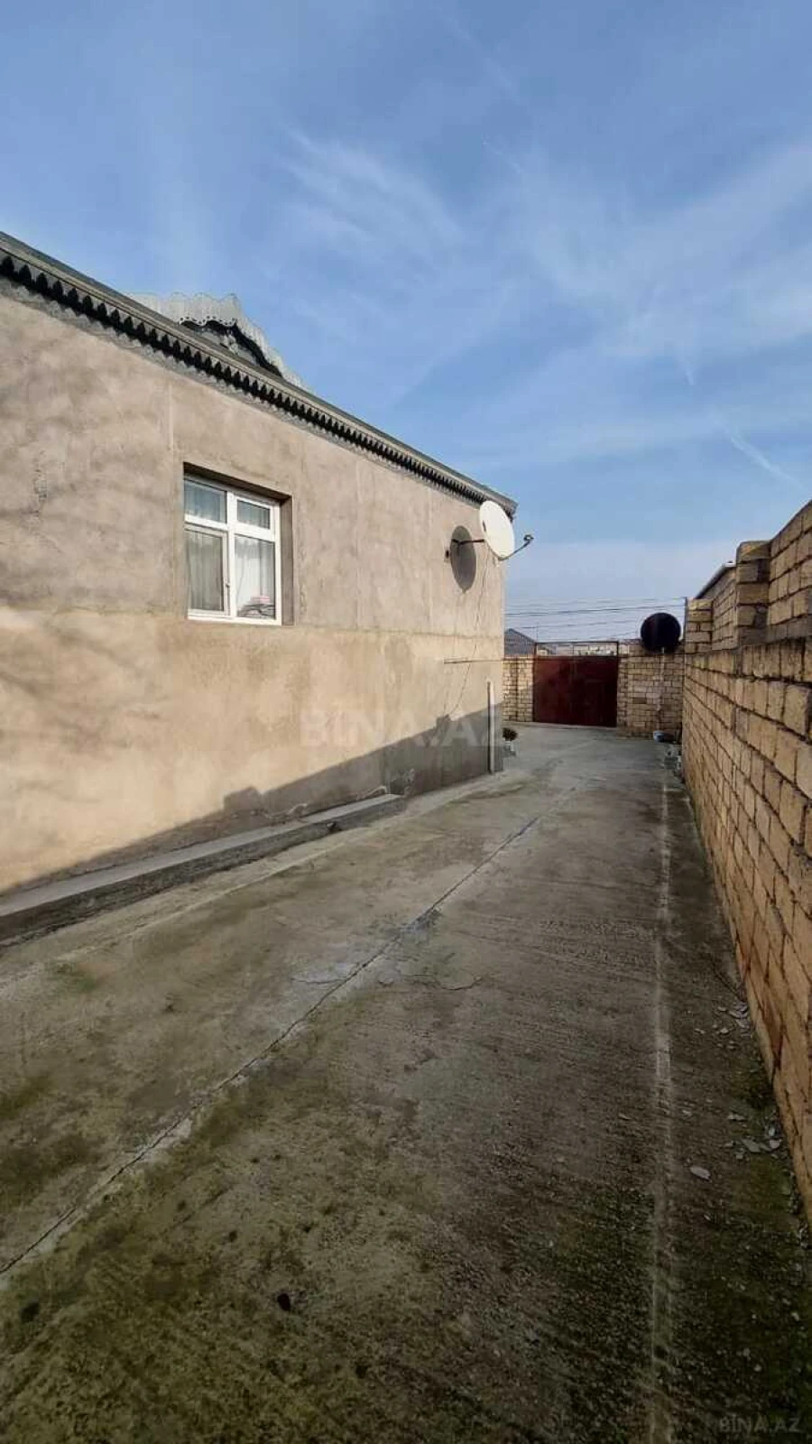 Satılır 4 otaqlı həyət evi 135 m²