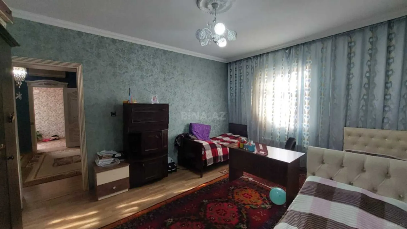 Satılır 4 otaqlı həyət evi 135 m²