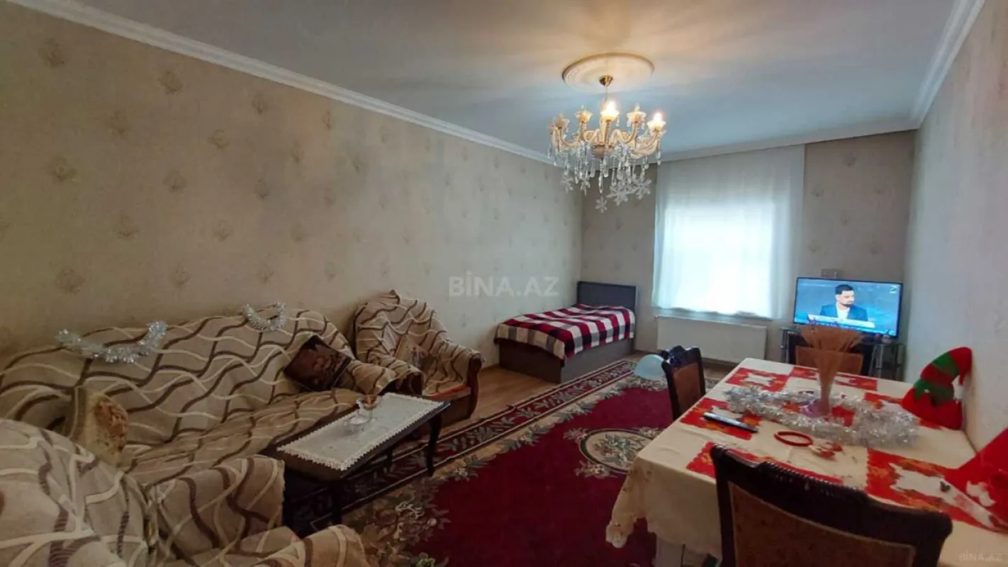 Satılır 4 otaqlı həyət evi 135 m²