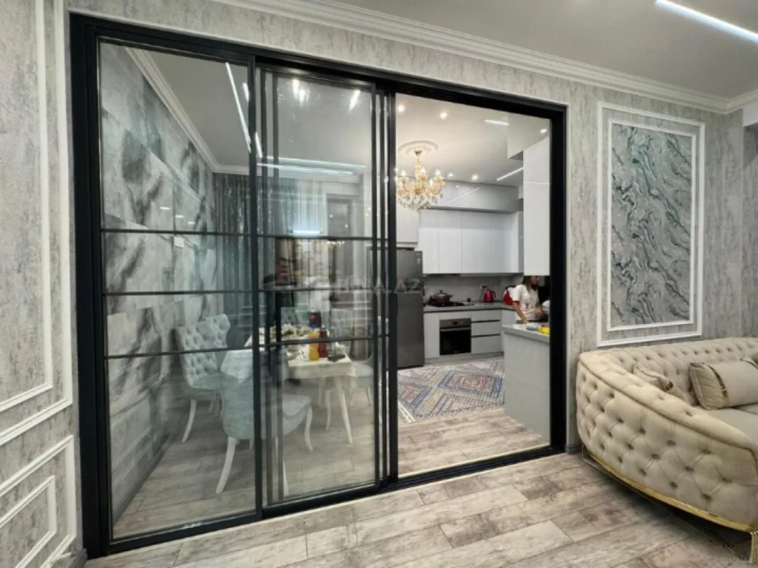 Satılır 3 otaqlı mənzil 120 m²