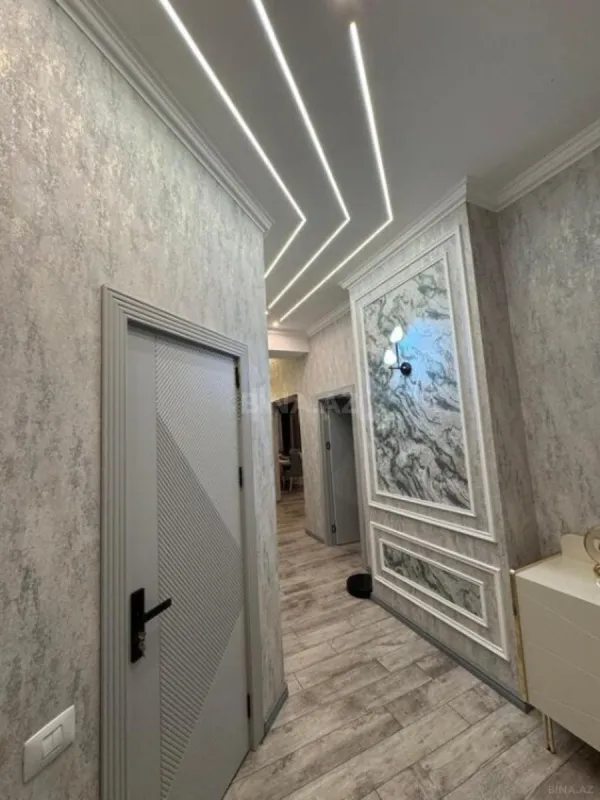 Satılır 3 otaqlı mənzil 120 m²