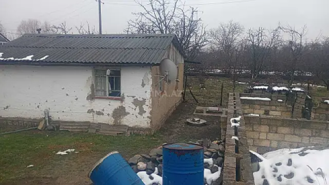 Satılır torpaq sahəsi 10 m²