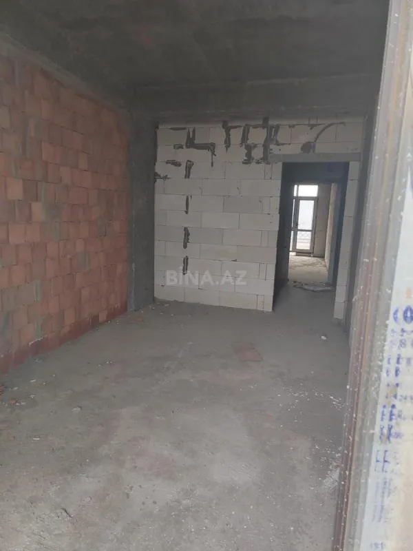 Satılır 2 otaqlı mənzil 63 m²