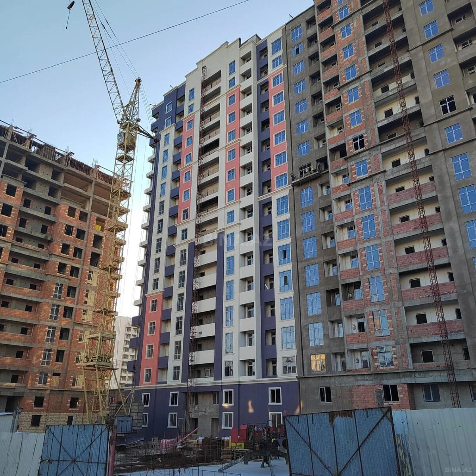 Satılır 2 otaqlı mənzil 63 m²