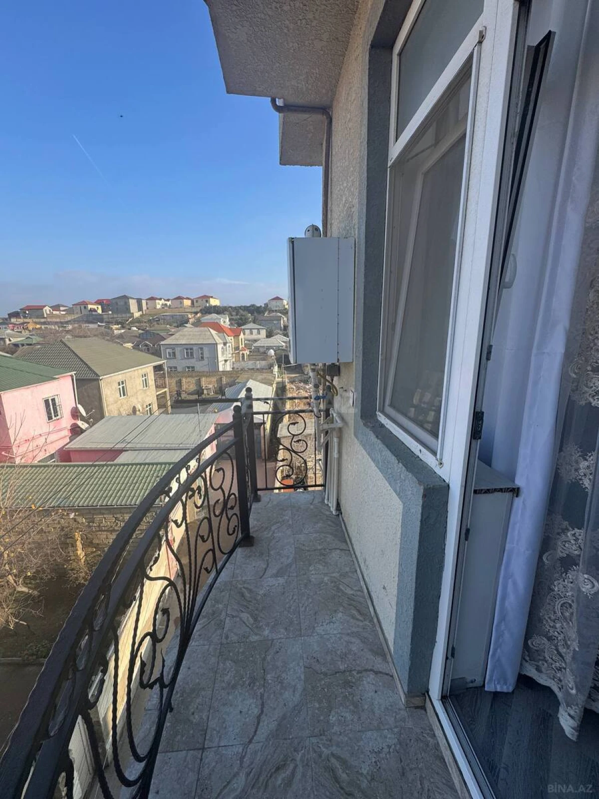 Satılır 2 otaqlı mənzil 56 m²