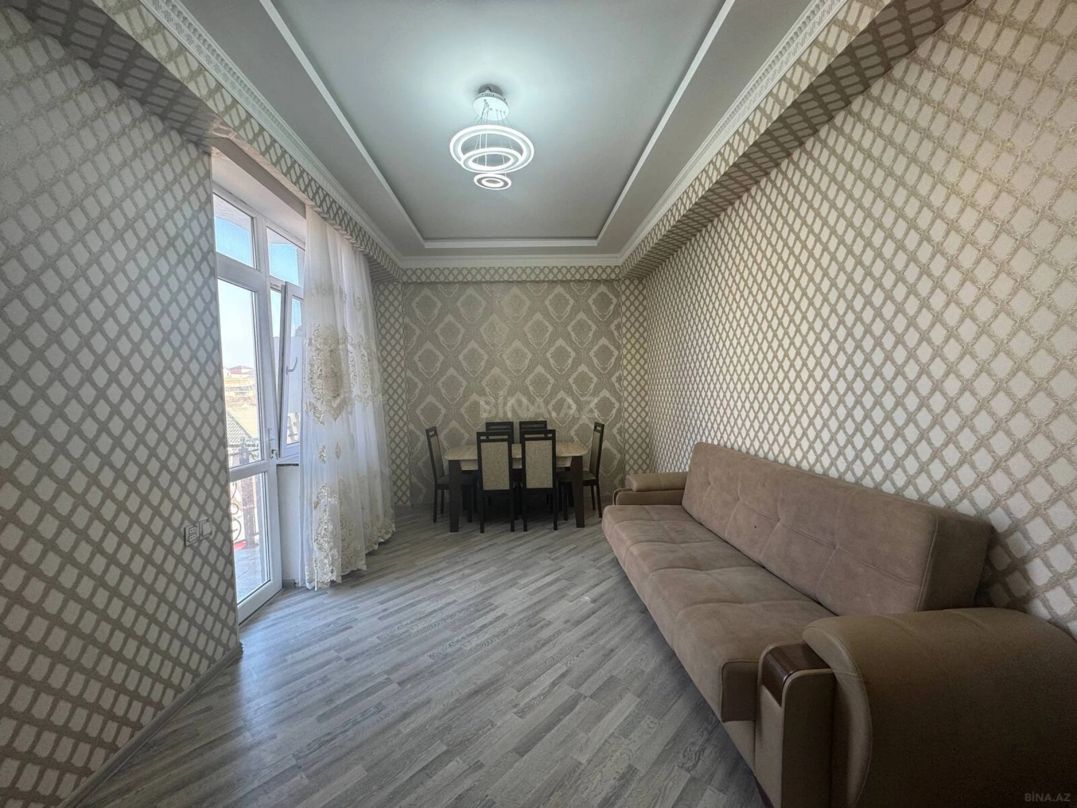 Satılır 2 otaqlı mənzil 56 m²