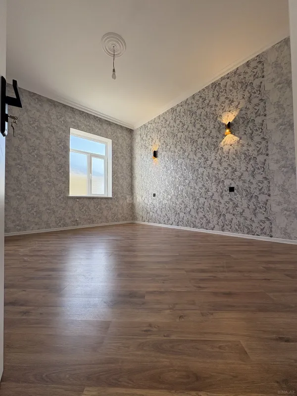Satılır 5 otaqlı həyət evi 210 m²