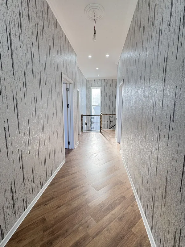 Satılır 5 otaqlı həyət evi 210 m²