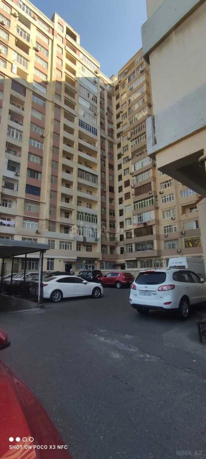 Satılır 2 otaqlı mənzil 62 m²