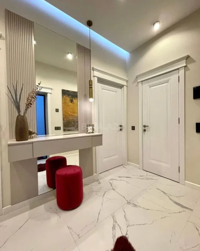 Kirayə verilir 2 otaqlı mənzil 80 m²