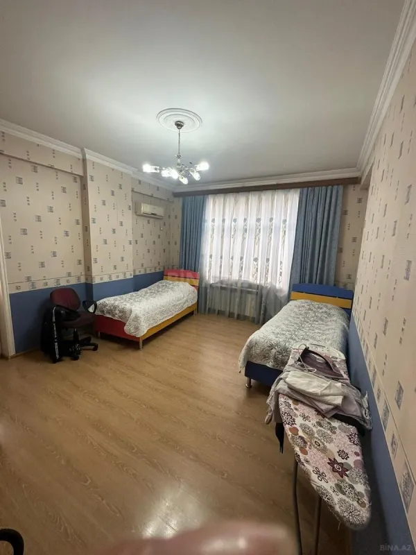 Satılır 3 otaqlı mənzil 116 m²