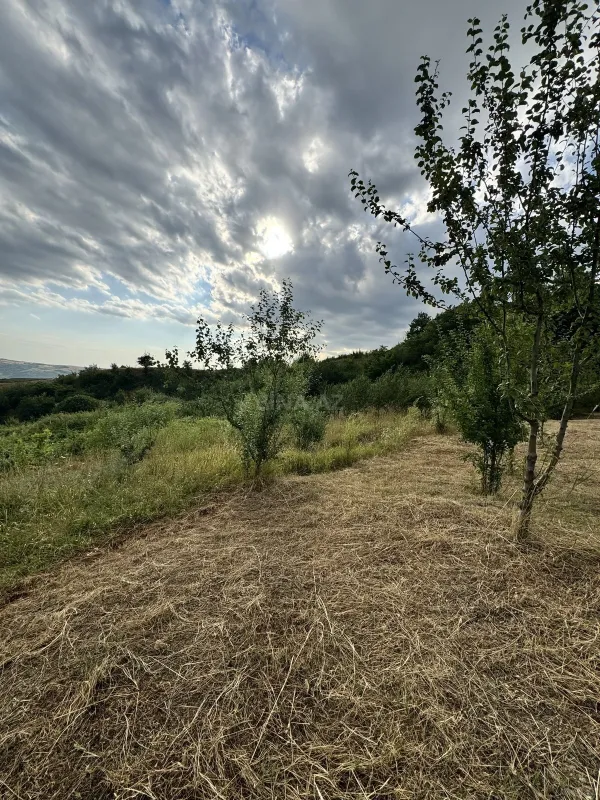 Satılır torpaq sahəsi 400 m²