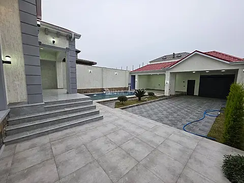 Satılır 4 otaqlı həyət evi 150 m²