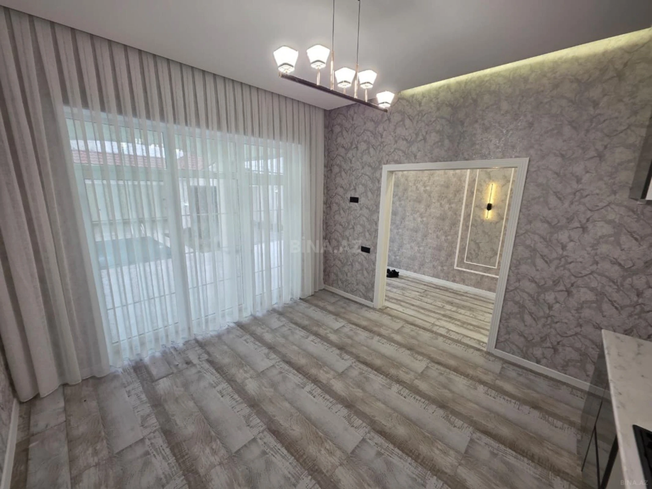 Satılır 4 otaqlı həyət evi 150 m²