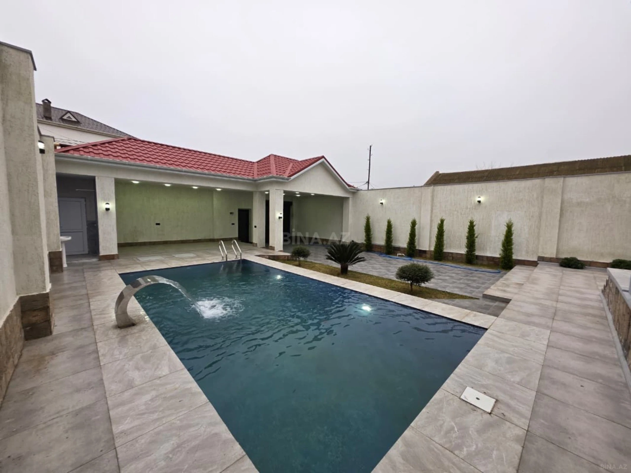 Satılır 4 otaqlı həyət evi 150 m²