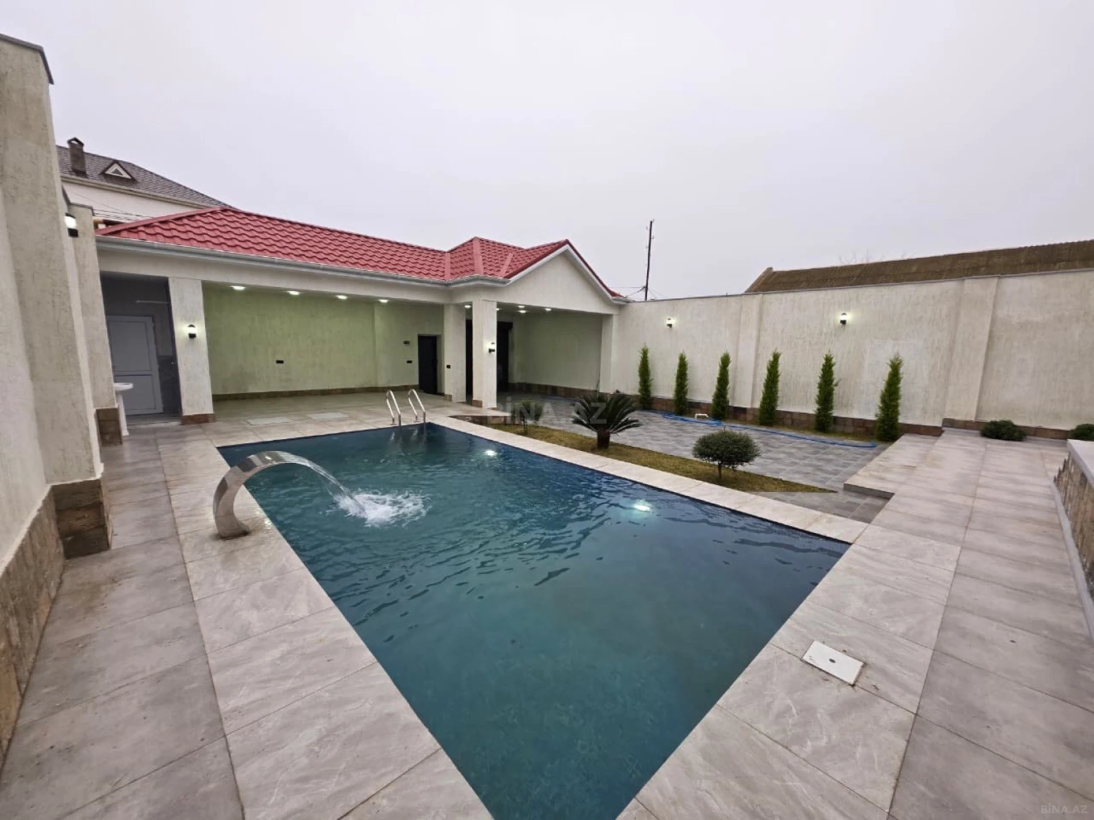 Satılır 4 otaqlı həyət evi 150 m²