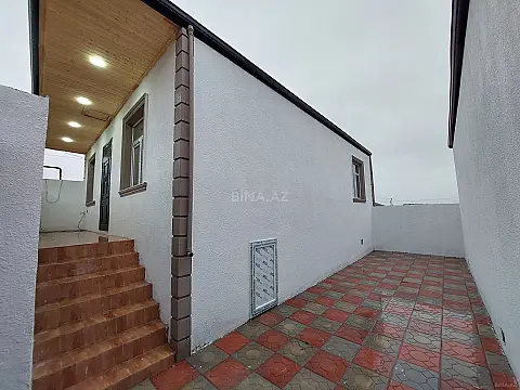 Satılır 3 otaqlı həyət evi 100 m²