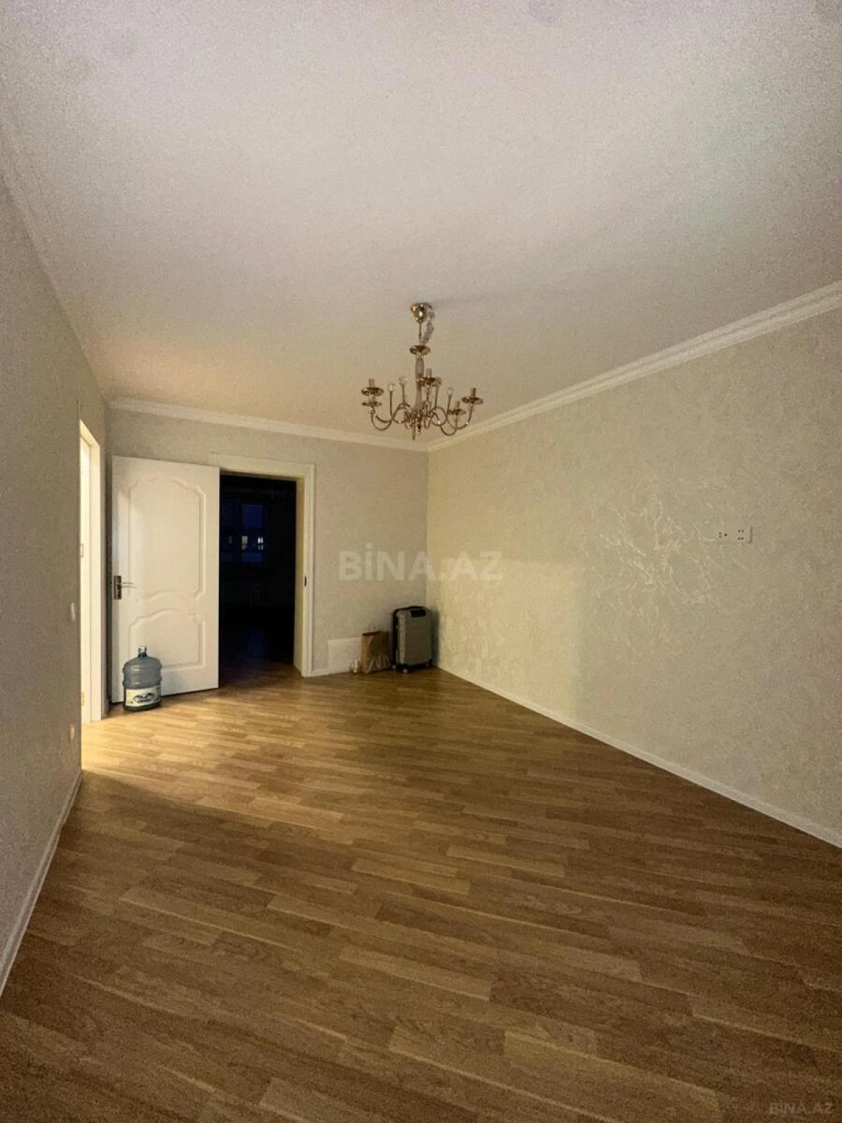 Satılır 2 otaqlı mənzil 52 m²