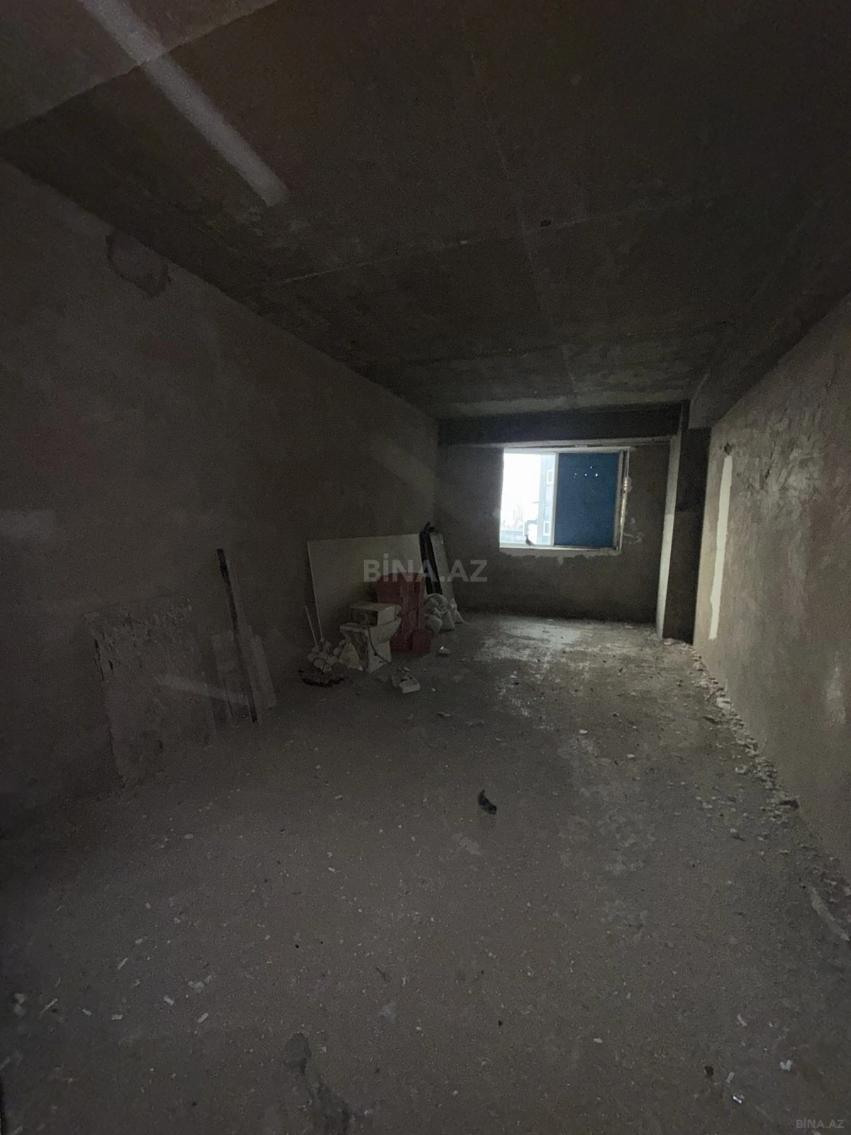 Satılır 3 otaqlı mənzil 112 m²