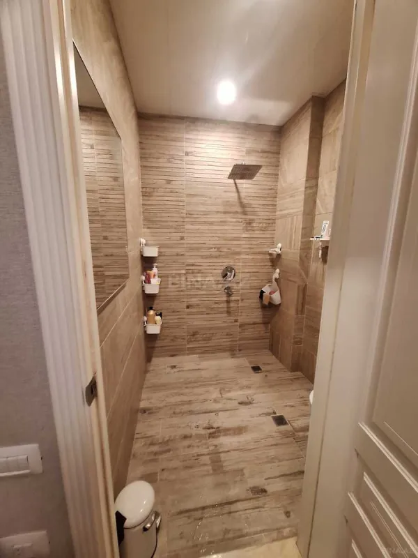 Satılır 3 otaqlı mənzil 125 m²