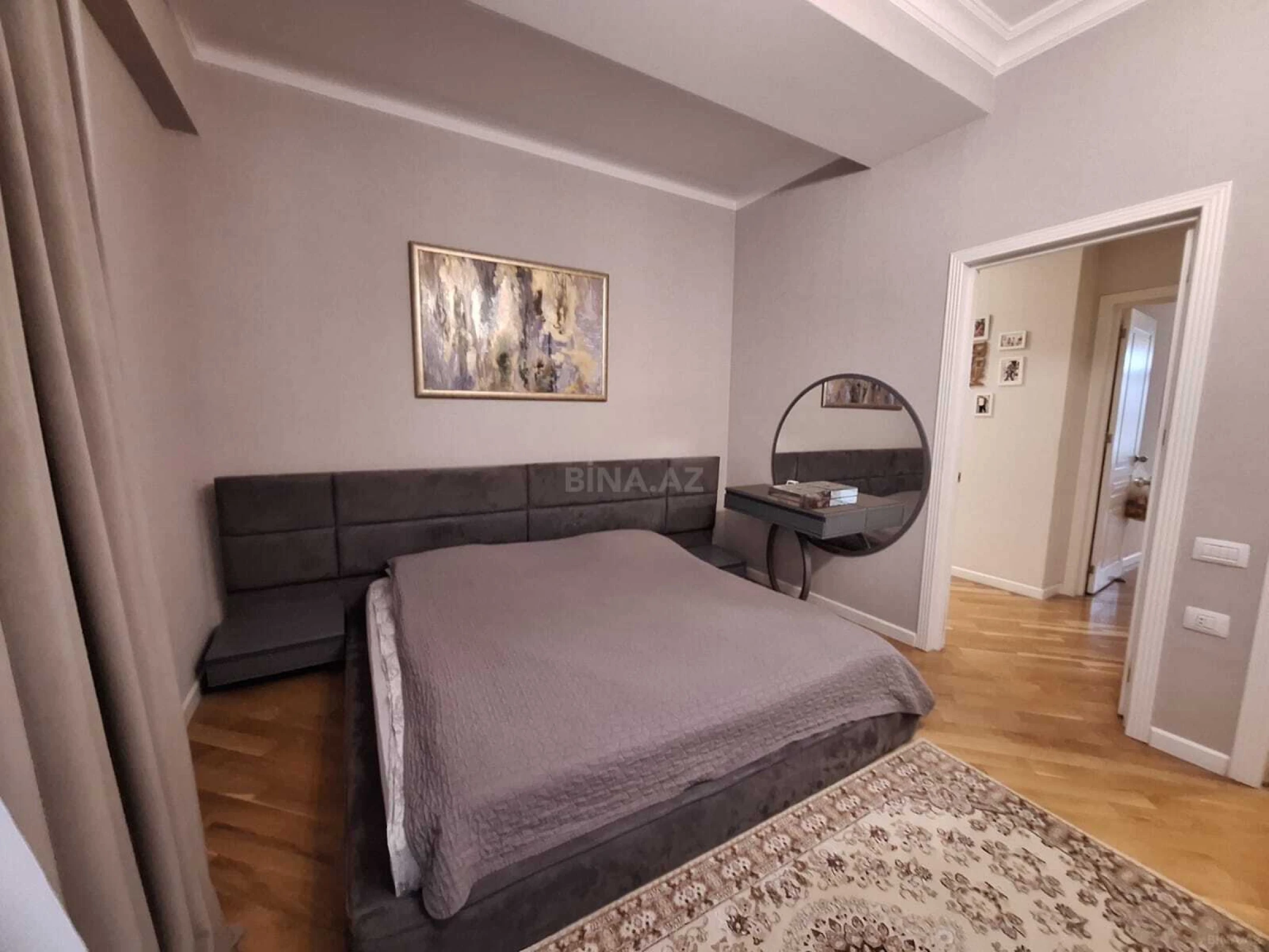Satılır 3 otaqlı mənzil 125 m²