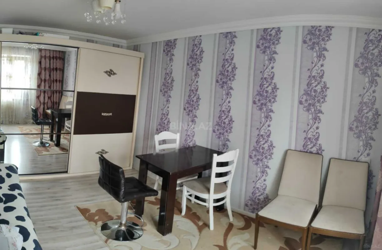 Satılır 4 otaqlı mənzil 110 m²