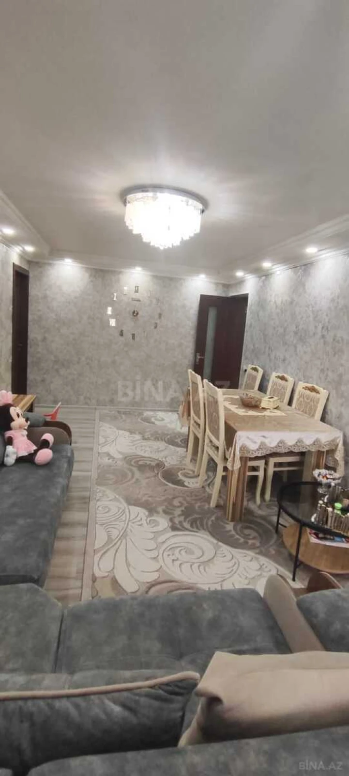 Satılır 4 otaqlı mənzil 110 m²