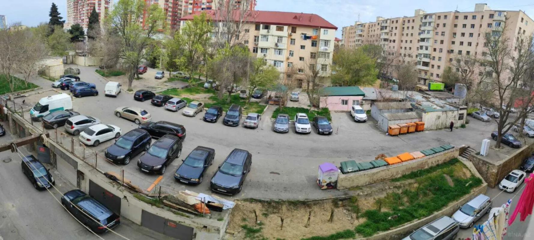 Satılır 4 otaqlı mənzil 110 m²