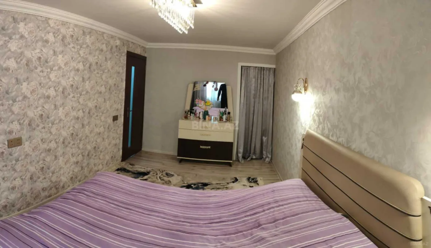 Satılır 4 otaqlı mənzil 110 m²