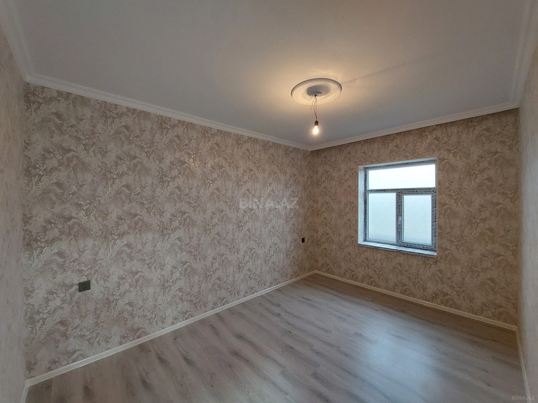 Satılır 3 otaqlı həyət evi 100 m²