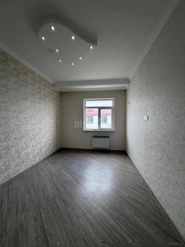 Satılır 3 otaqlı mənzil 82 m²