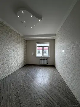 Satılır 3 otaqlı mənzil 82 m²