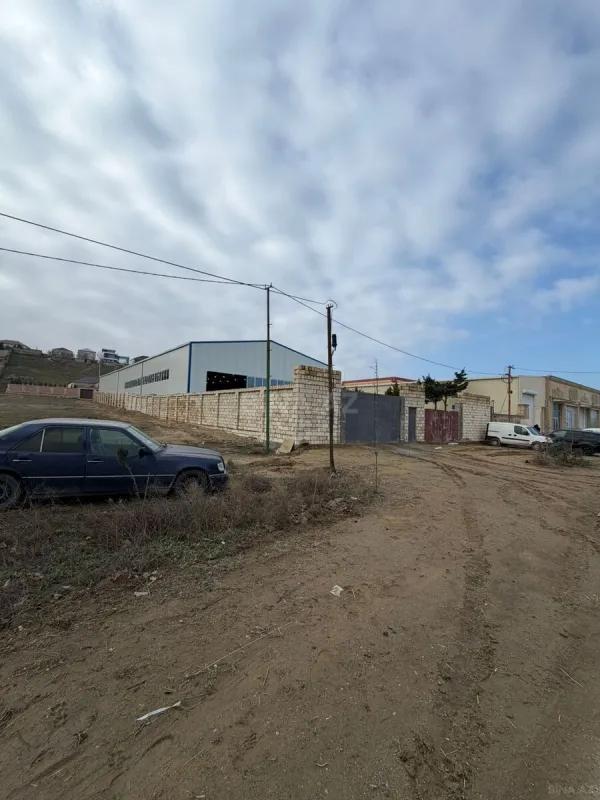 Kirayə verilir obyekt 1100 m²