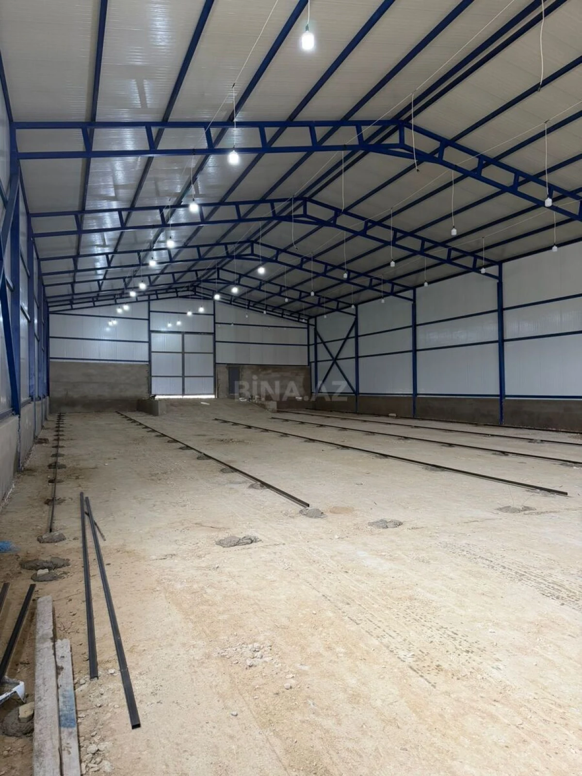 Kirayə verilir obyekt 1100 m²