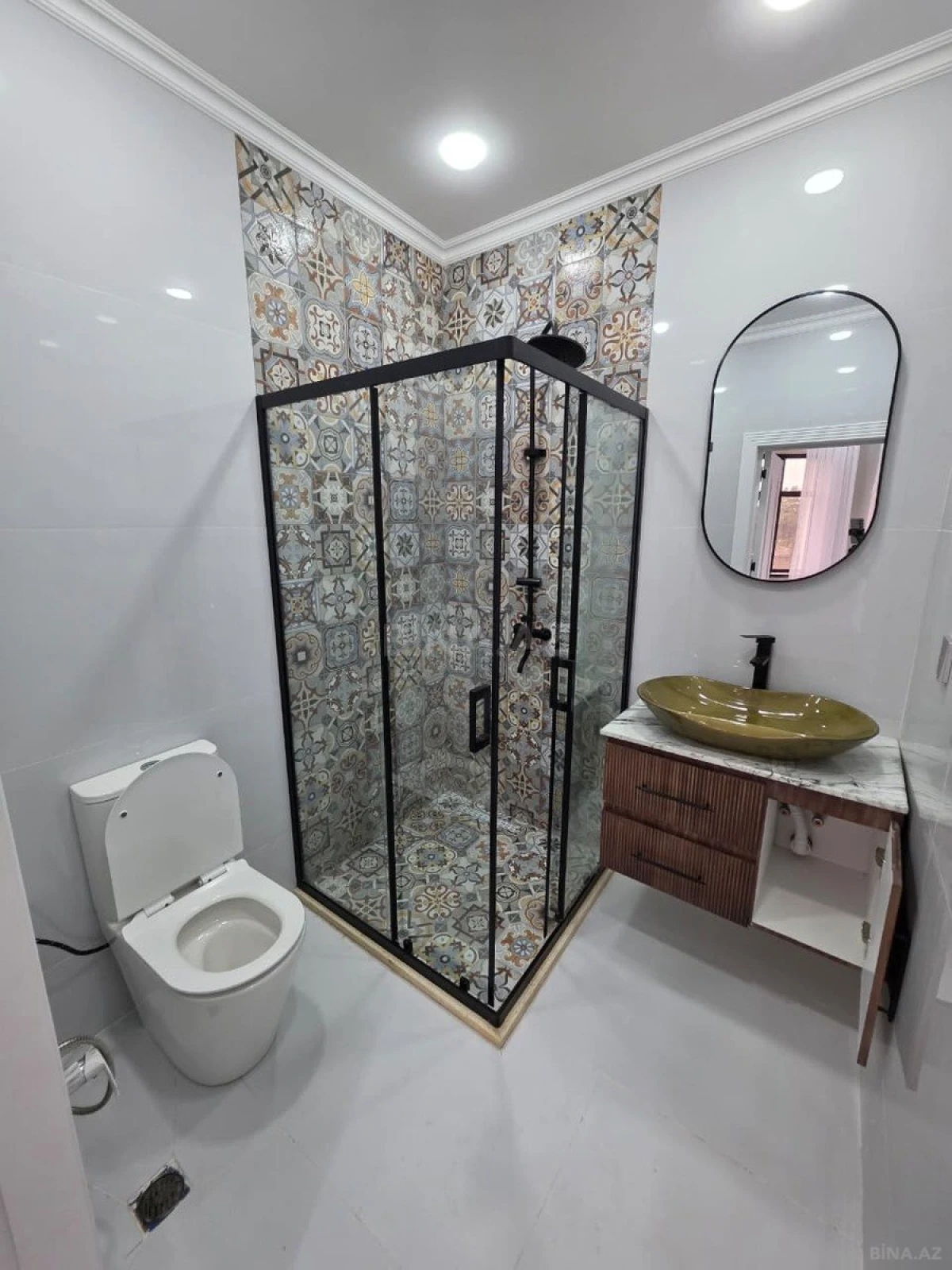 Satılır 5 otaqlı həyət evi 210 m²