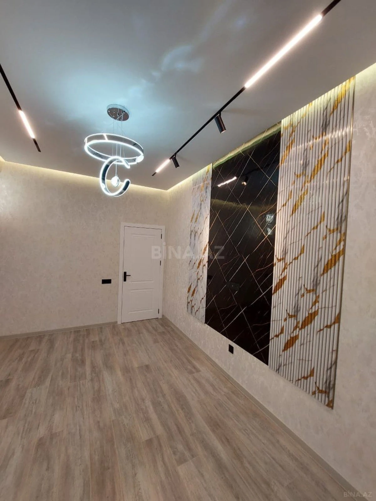 Satılır 2 otaqlı mənzil 58.5 m²