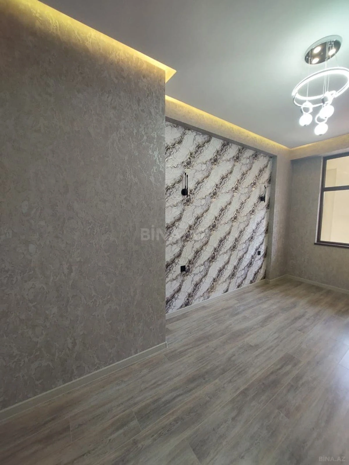 Satılır 2 otaqlı mənzil 58.5 m²