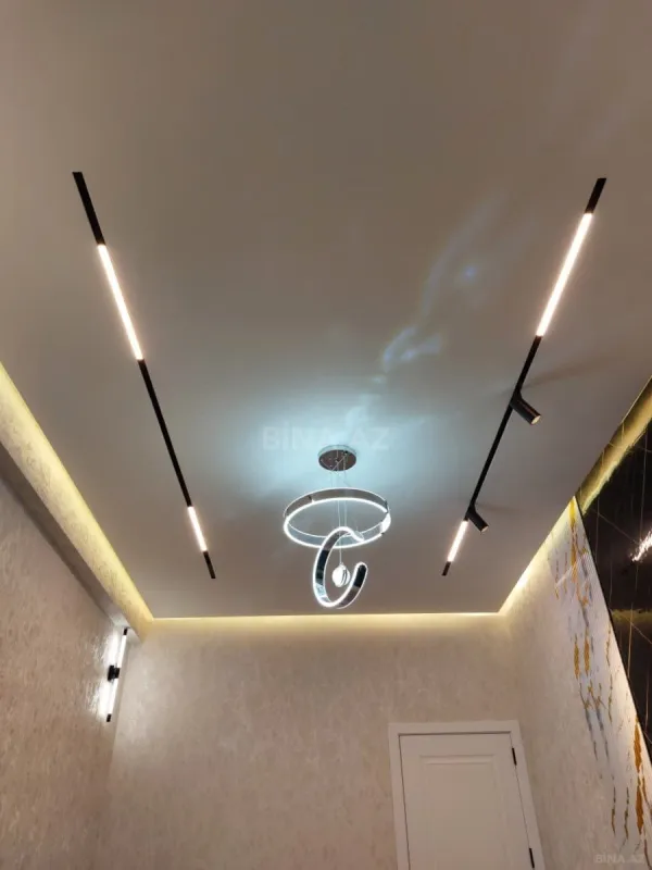 Satılır 2 otaqlı mənzil 58.5 m²