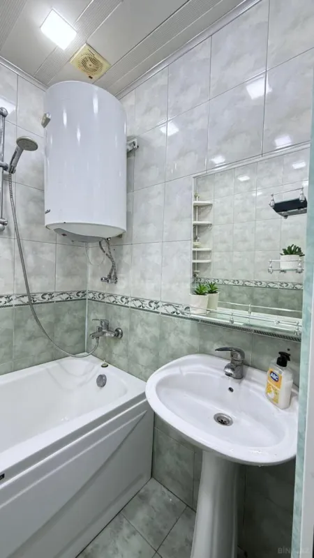 Satılır 1 otaqlı mənzil 45 m²