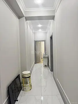 Satılır 2 otaqlı mənzil 85 m²