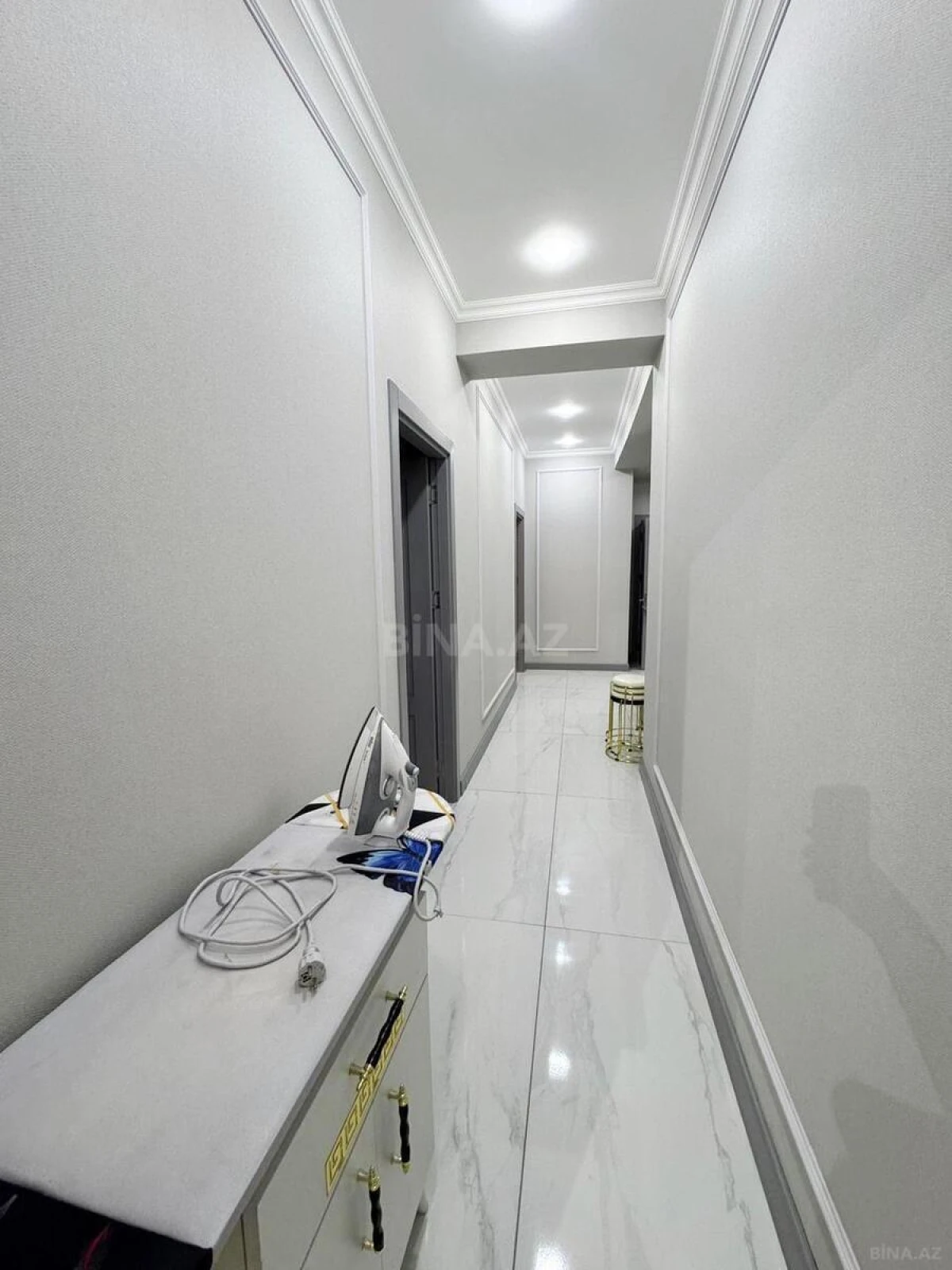 Satılır 2 otaqlı mənzil 85 m²