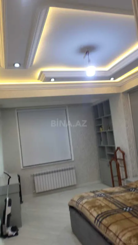 Satılır 3 otaqlı mənzil 150 m²