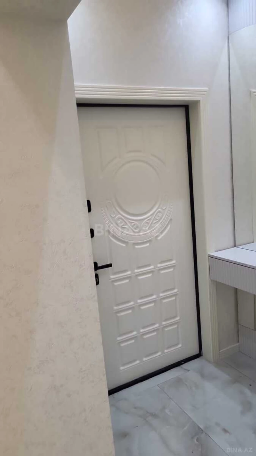 Satılır 3 otaqlı mənzil 150 m²