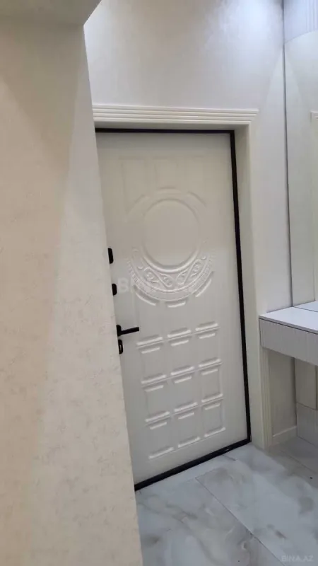 Satılır 3 otaqlı mənzil 150 m²