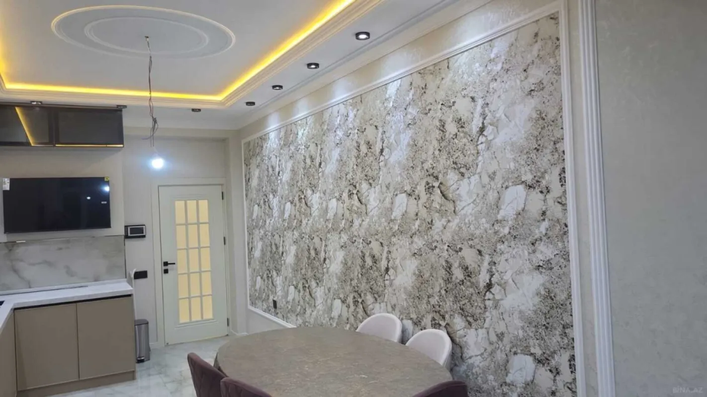 Satılır 3 otaqlı mənzil 150 m²