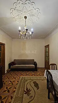 Satılır 5 otaqlı mənzil 130 m²