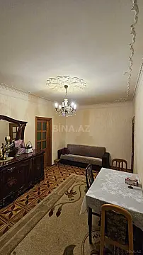Satılır 5 otaqlı mənzil 130 m²