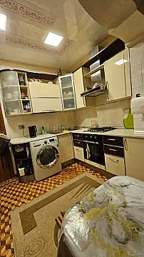 Satılır 5 otaqlı mənzil 130 m²