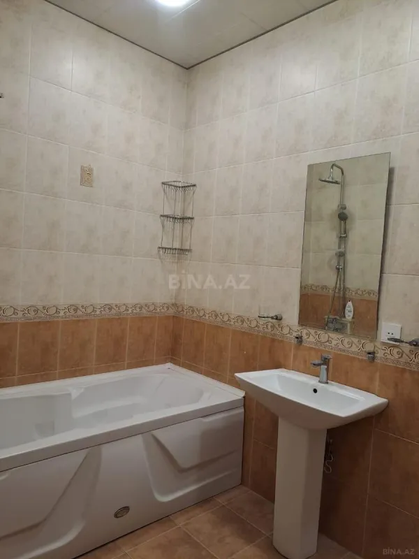 Kirayə verilir 2 otaqlı mənzil 66 m²